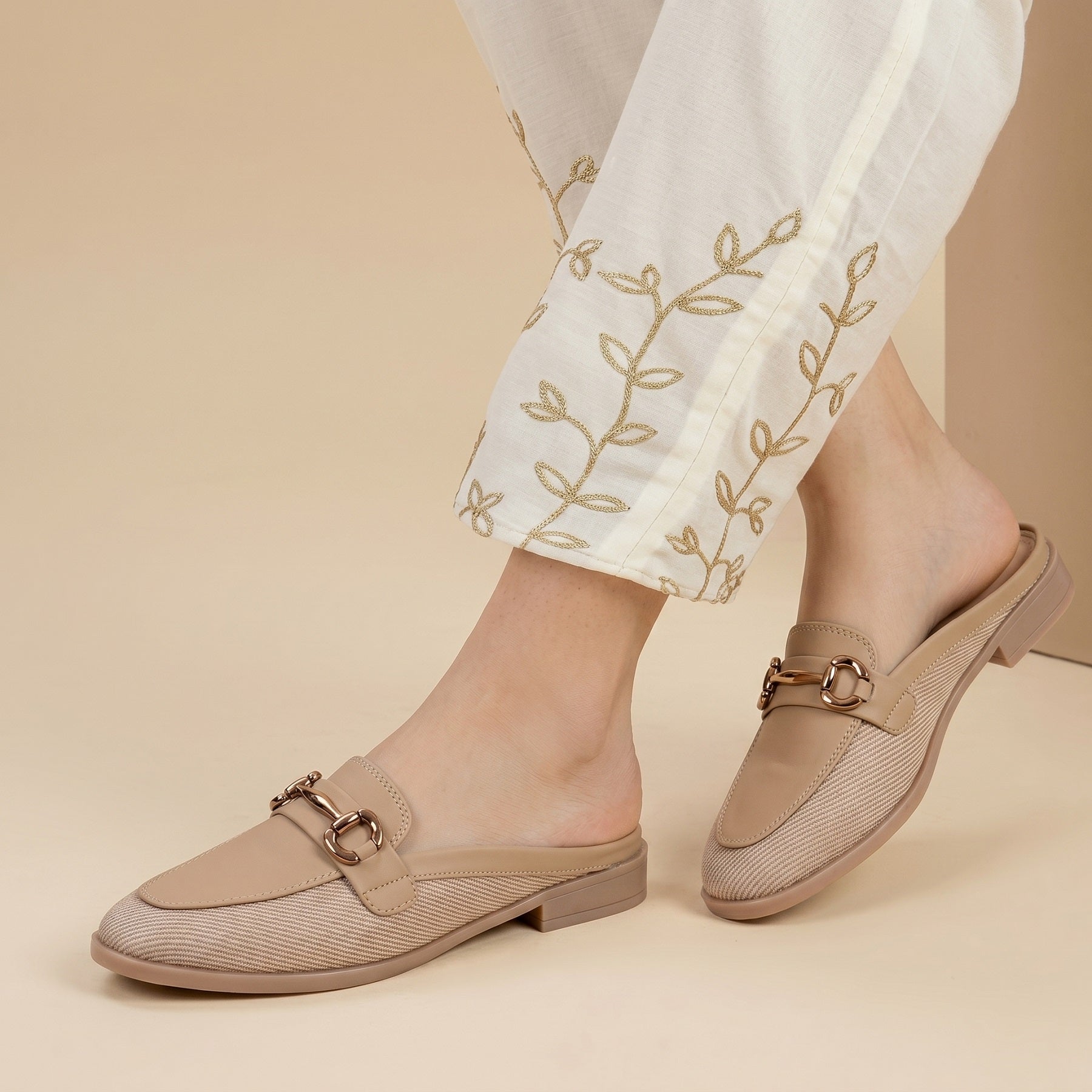 Marco Bellorri Premium Woven Mule Loafers with Sophisticated Slip On Design