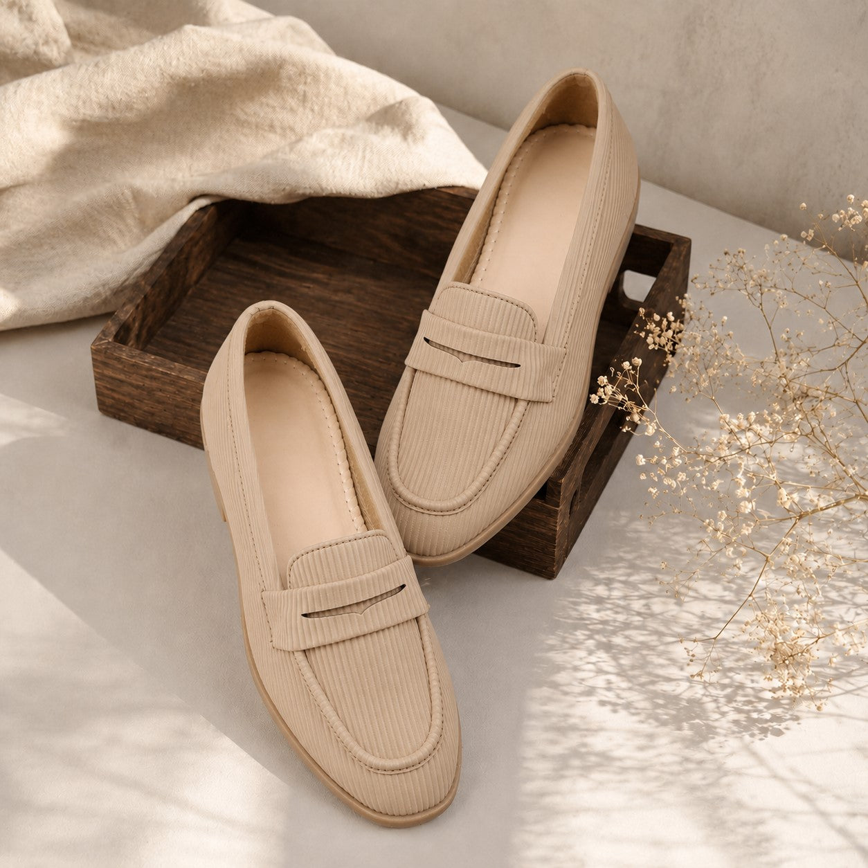 Marco Bellorri Womens Premium Ivory Textured Penny Loafers with All Day Comfort